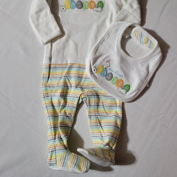 Gymboree Newborn Essentials  NWT 3-6 month One-piece Romper & Bib Set. My First - Picture 2 of 5